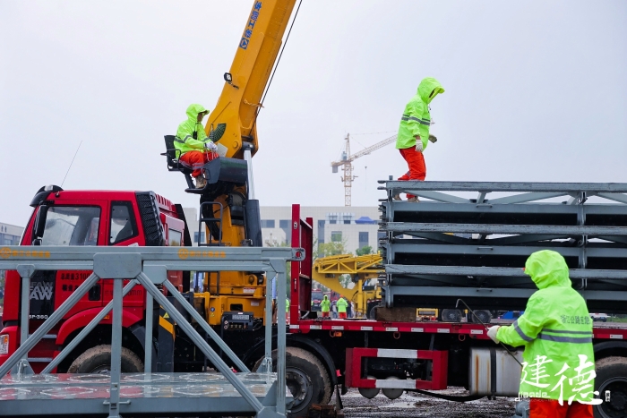 20分钟一座应急桥！！OK138太阳集团官网加入2024年省级公路与运输突发事务应急演练