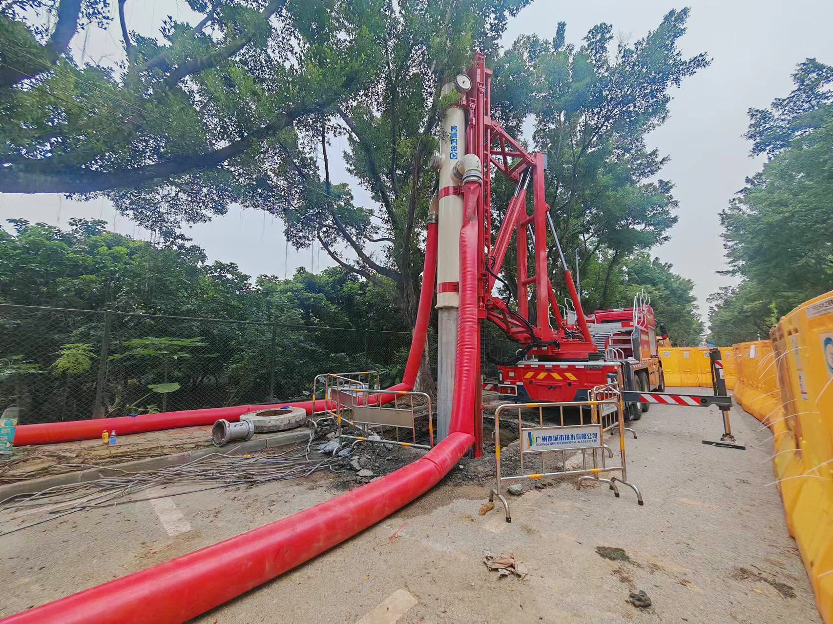 披星戴月！！OK138太阳集团官网排涝车被广州点赞！！