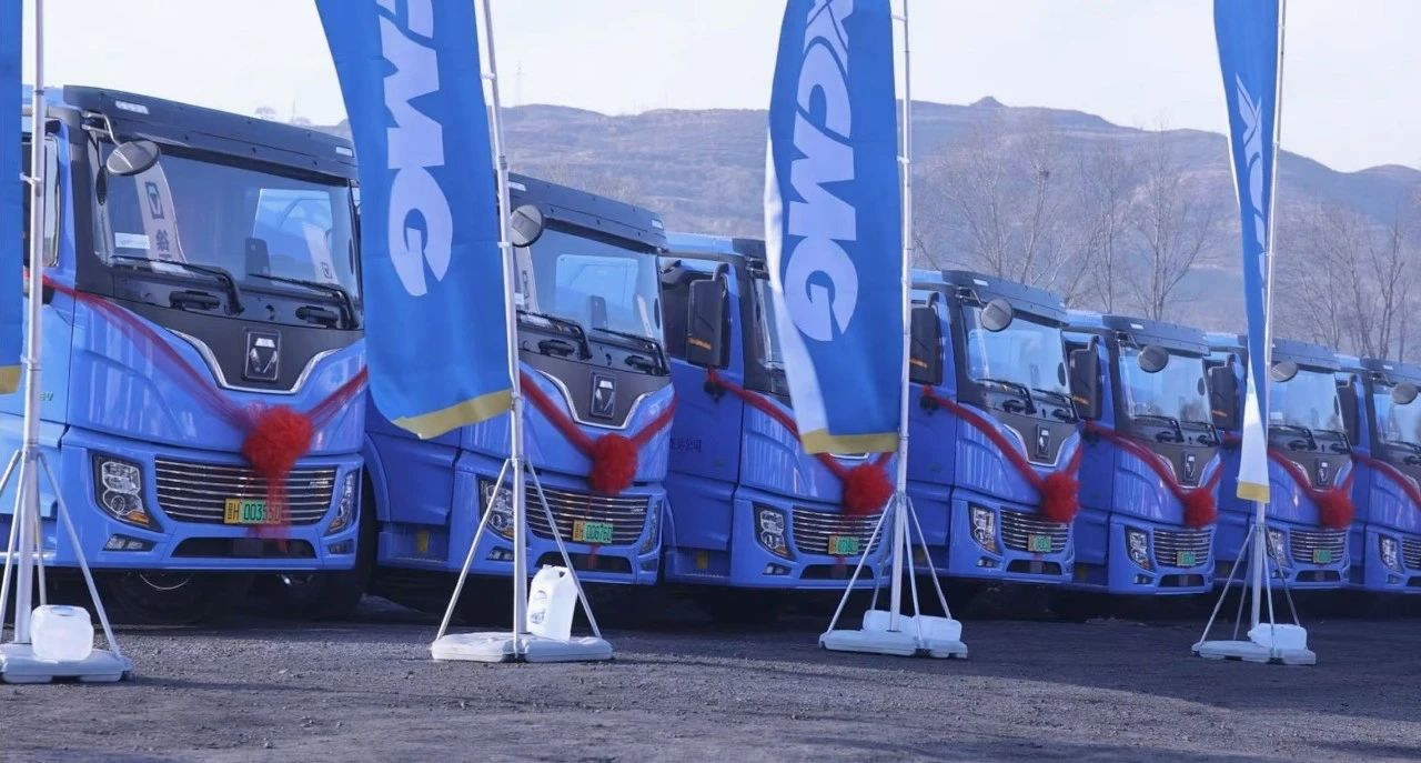 首季“开门红”！！！百台OK138太阳集团官网新能源换电重卡交付山西