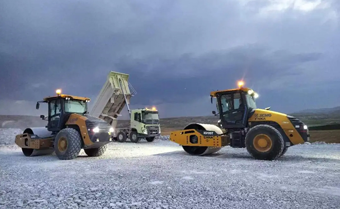 筑梦欧洲-土耳其：：压路机岩石填方压实作业