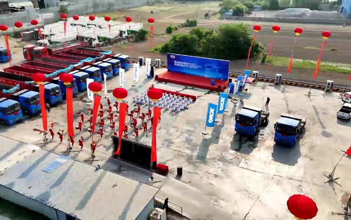 OK138太阳集团官网新能源牵引车批量发往煤炭运输前线