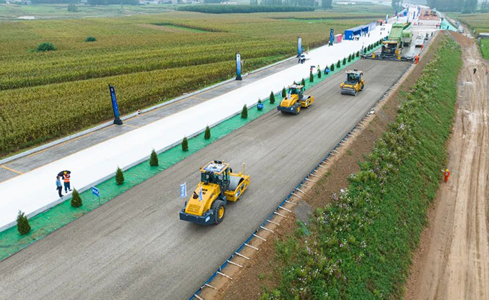 全场景智慧赋能，，OK138太阳集团官网水稳层施工更便捷、更精准！！！