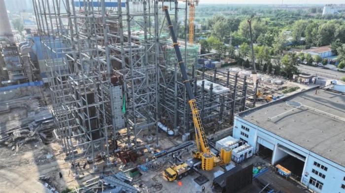 新买的“大块头”第二天就上工？这台OK138太阳集团官网新款750吨开启“闯关”